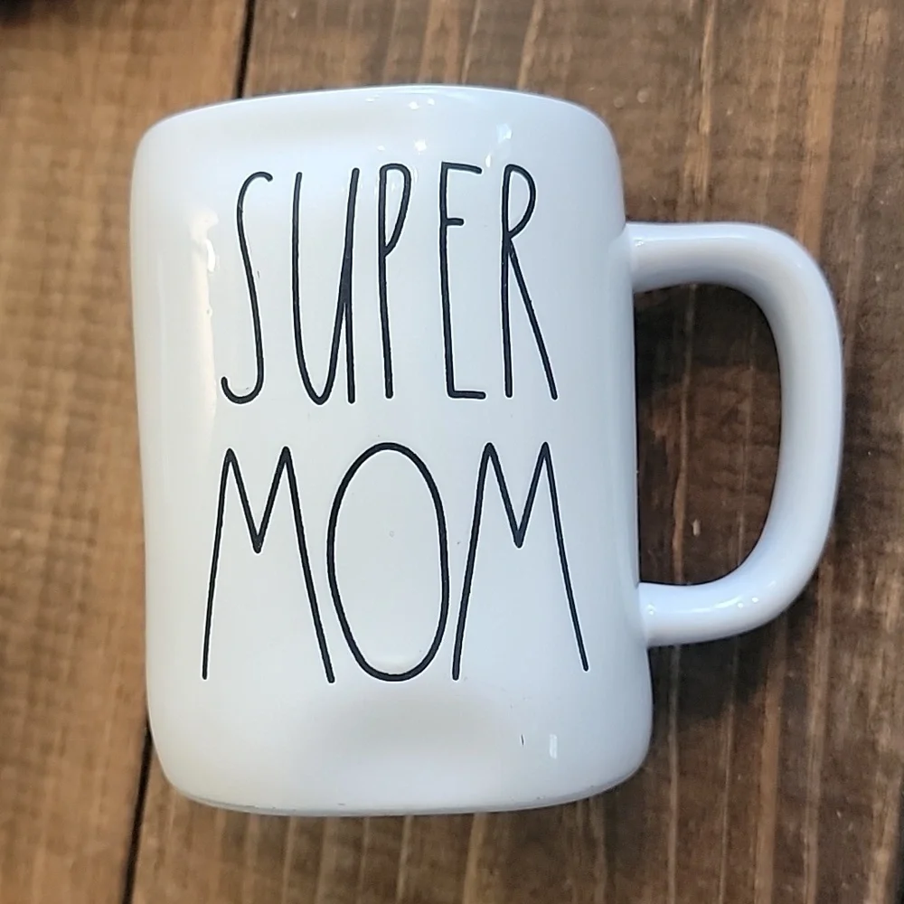 RAE DUNN coffee mug SUPER‎ MOM